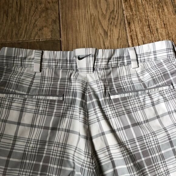 Nike True Performance Dri-Fit Plaid Golf Shorts Size 30 - Picture 5 of 5